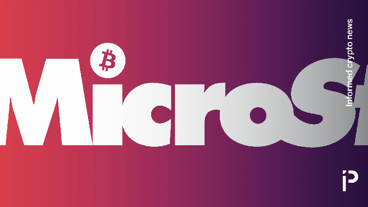 Bitcoin up, MicroStrategy down over past 30 days