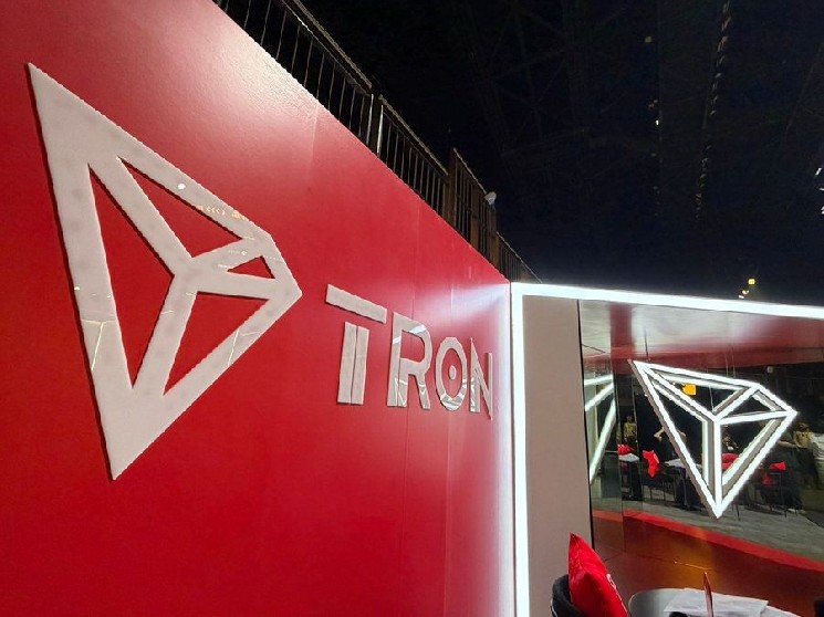 Revolut Integrates TRON, Bringing Staking and Stablecoins to Millions