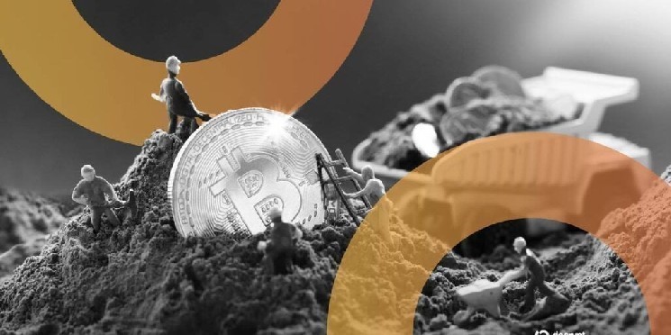 Bitcoin Miners Lead Crypto Stock Losses Amid Wider Market Dip—With BTC Falling