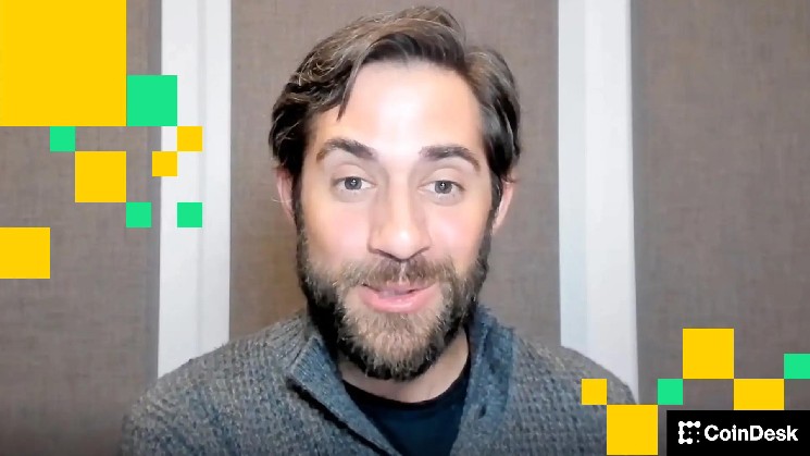 Farcaster founders step back as Neynar acquires struggling crypto social app