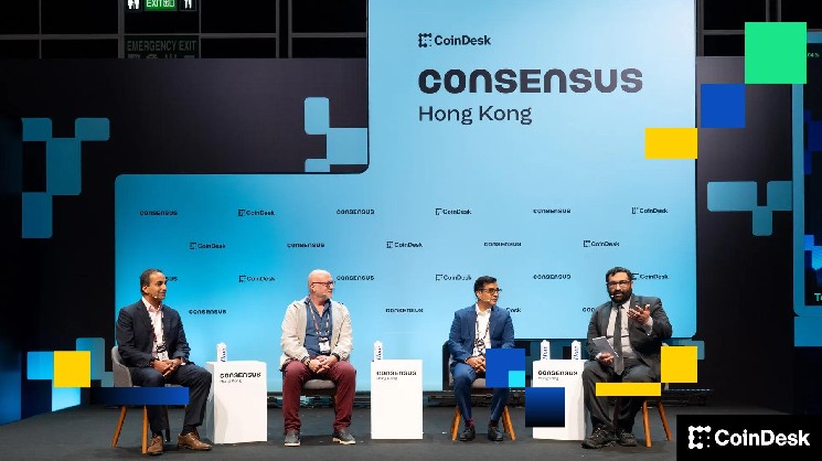 Franklin Templeton and SWIFT say the future of banking is 24/7 and natively on-chain