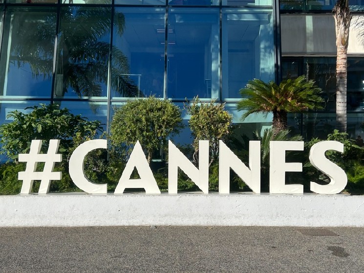 Institutions Should Partner with DeFi Infrastructure Instead of Rebuilding It