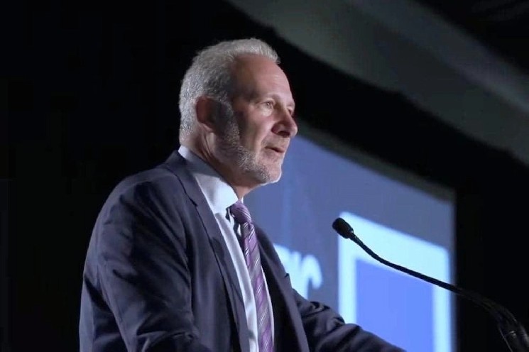 Peter Schiff says Michael Saylor is running out of cash