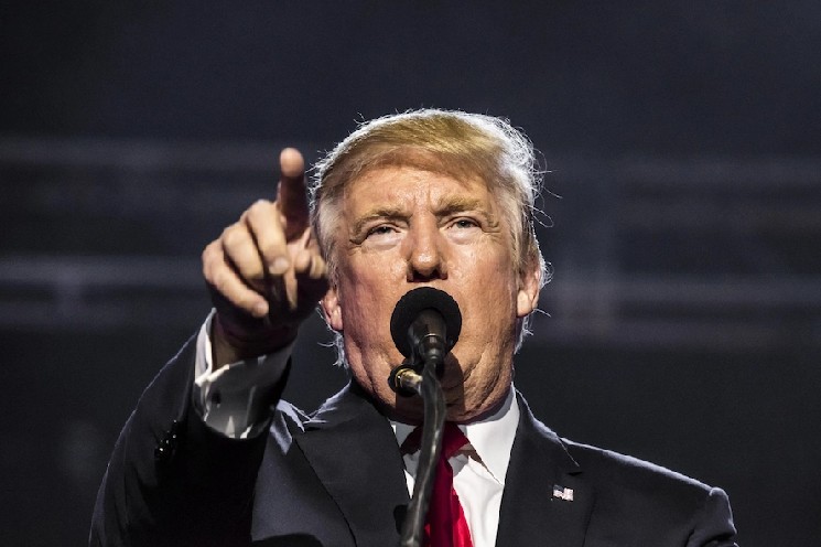 Trump says stock market hit ‘new record’