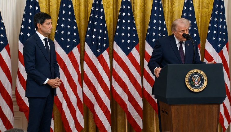 New FED Chair Kevin Warsh Takes Office in Swearing-In Ceremony – Donald Trump Delivers Speech Contradicting His Previous Statements