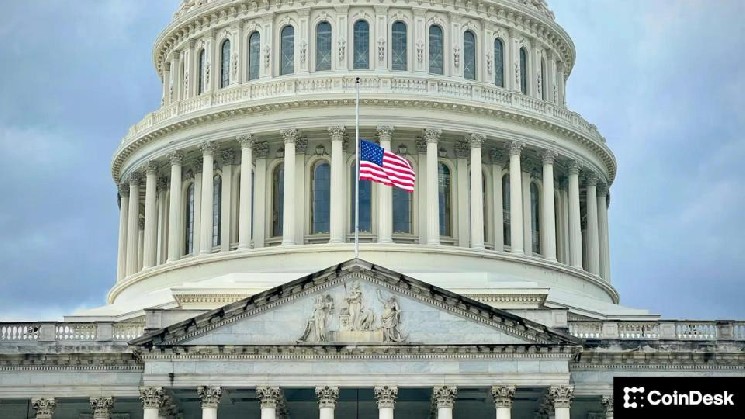 JPMorgan warns time is running short for crypto market structure bill