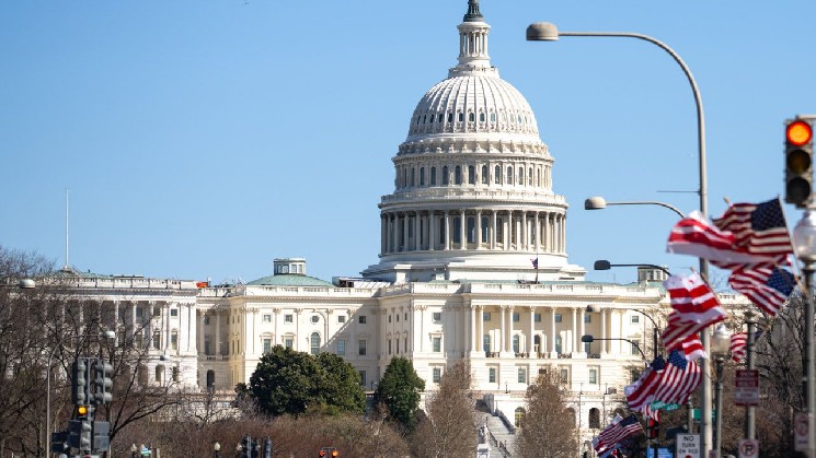 GOP Bill Targets Congress Betting on Kalshi and Polymarket