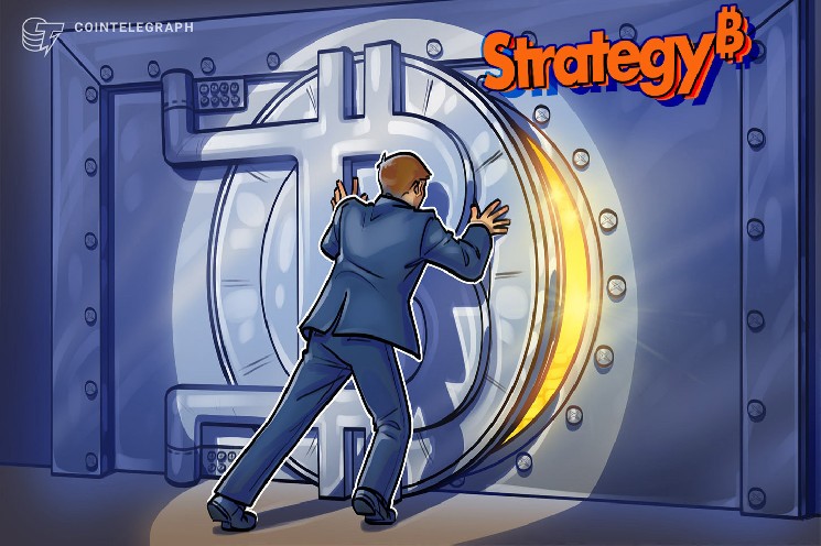 Bitcoin price falls up to 4% on Strategy BTC sale as trader sees Summer 2022 repeat