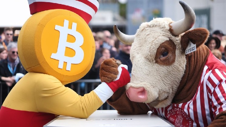 A Rare Bullish Signal May Have Emerged in Bitcoin! Analyst Explains in Detail!