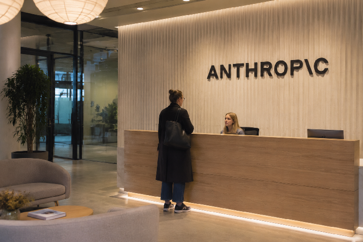 Top 3 AI crypto coins to buy ahead of the OpenAI and Anthropic IPOs