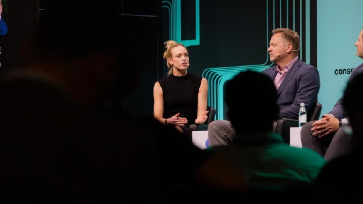 Grayscale launches lowest-fee U.S. Hyperliquid ETF as competition heats up around HYPE