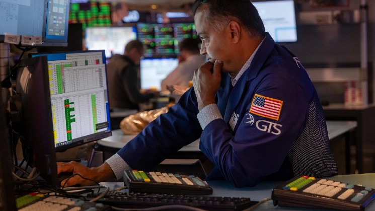 Crypto’s favorite $90 trillion trading product is coming to Wall Street, but big banks are taking it slow