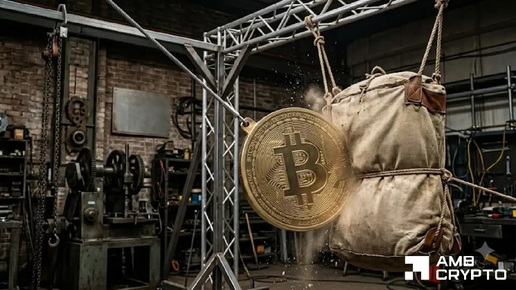Bitcoin’s fate hinges on 10-month resistance – Break it, and…