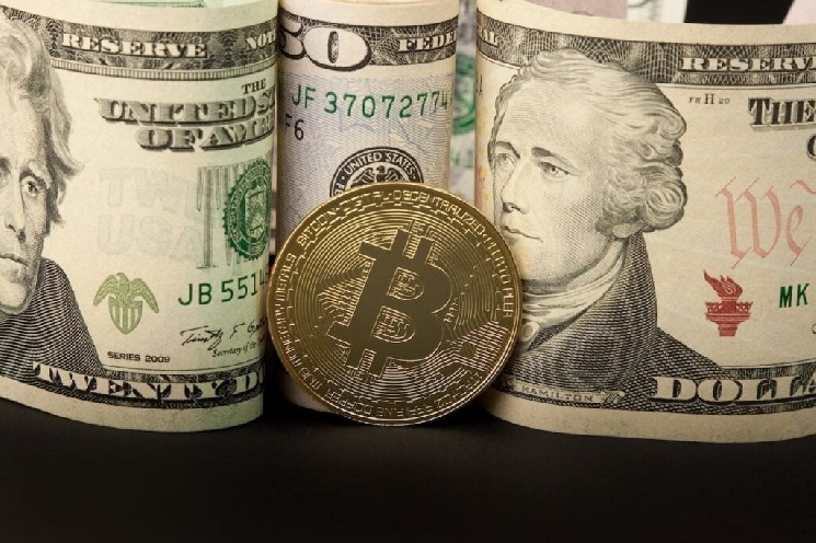 ‘The Importance of Holding Liquid US Dollars’