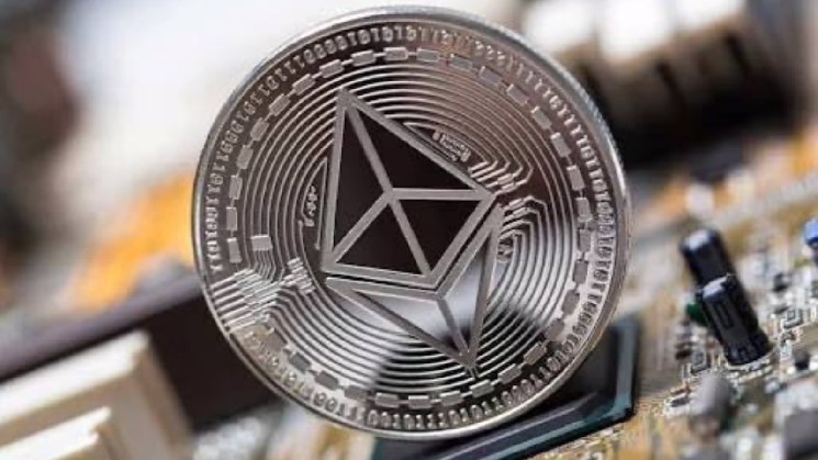 Ethereum exchange reserves fall to a fresh multi-year low