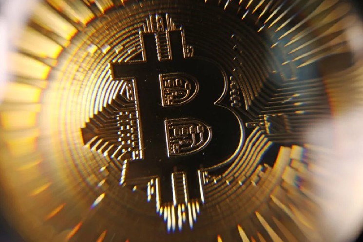 Founder of a Chinese Mining Company Reveals He Bought Back All the Bitcoin He Sold—Here’s Why