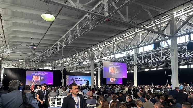 AI Commerce Buzz Grows as Companies Explore Hedera’s