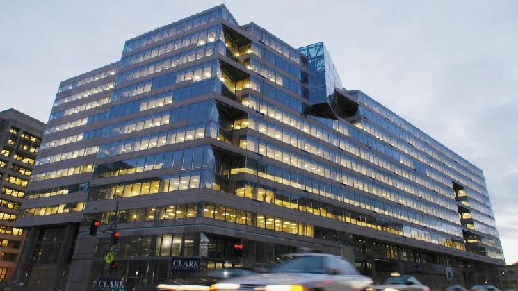 IMF finds demand for tokenized stocks, says the market is still volatile, illiquid